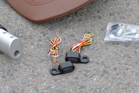 Bobber Sitz-Kit mit braunem Sitz, Twin Shock